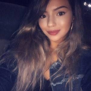 Meet your Posher, Inez